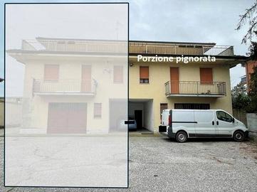 Immobile in asta di 257 m² con più di 5 locali e b
