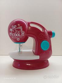 Macchina da cucire giocattolo “Sew Cool”