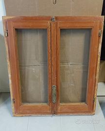 Finestra legno 90 x 80 cm