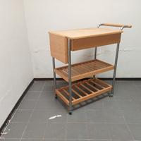 Carrello da cucina su ruote 