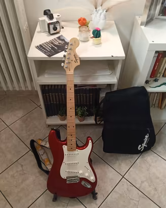 Chitarra elettrica - Squier stratocaster