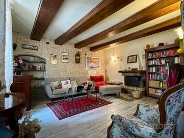 4 LOCALI A SCARPERIA E SAN PIERO