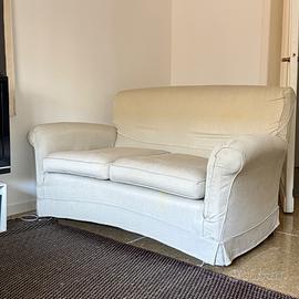coppia di divani a due posti - misure: alto 90 cm