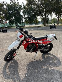 Swm sm125r