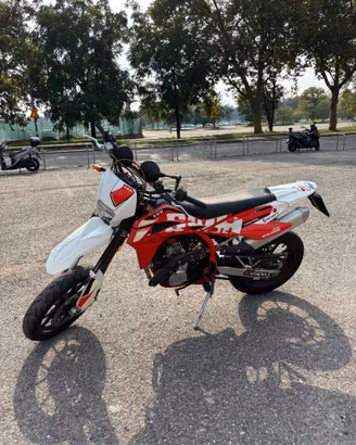 Swm sm125r