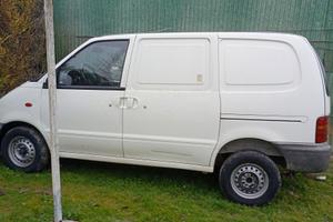 Nissan vannete 