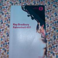 Libri: “Fahreinheit 451”