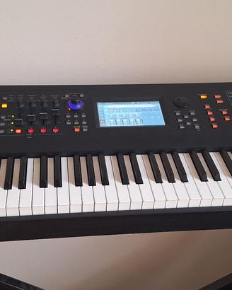 Yamaha MODX8 workstation sintetizzatore