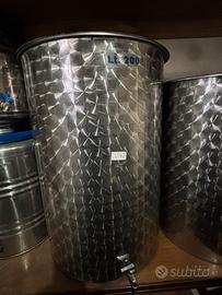 Botte in acciaio inox per vino, litri 200