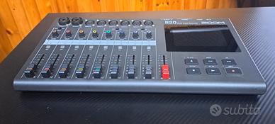 ZOOM R20 digital multitrack recorder