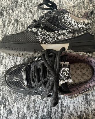 lv Swarovski 