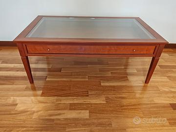 Tavolino da salone in legno e vetro