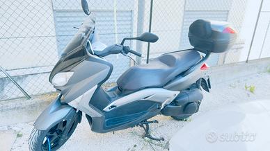 Yamaha Xmax 250cc