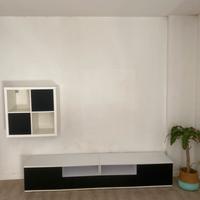 Mobile TV + mobile Kallax IKEA con cassetti