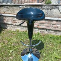 sgabello girevole con alzata 