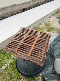 Griglia ghisa 60 x 60 e vasca sifonata PPE