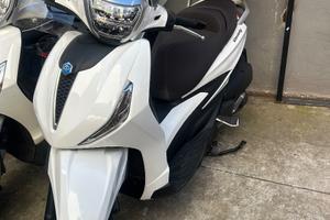 Piaggio Beverly 300 - 2021