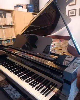 Pianoforte Yamaha C7