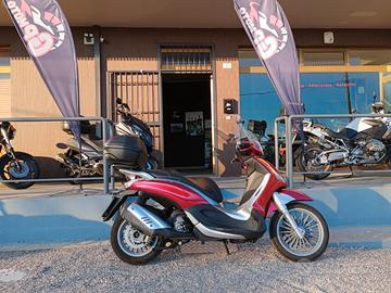 Piaggio Beverly 300 i.e.