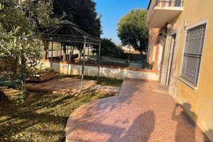 Pojana maggiore semicentro: casa affiancata