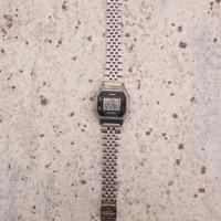 Casio in acciaio da donna
