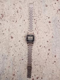 Casio in acciaio da donna