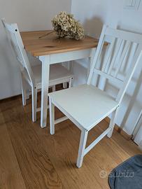 Tavolo più' 2 sedie legno ikea