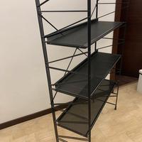 Mobiletto in ferro con ripiani per ufficio