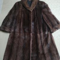 Pelliccia a cappotto per donna 