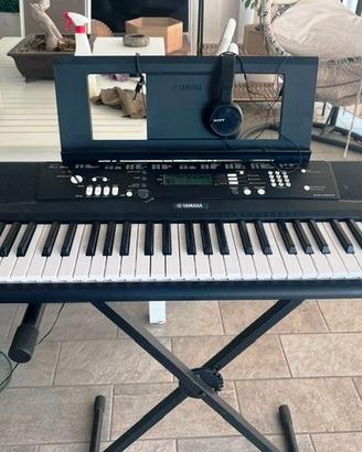 TASTIERA YAMAHA EZ -200 CON SUPPORTO DI APPOGGIO