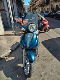 Piaggio Beverly 250