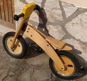 Bici in legno senza pedali
