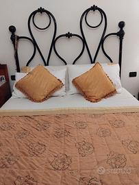 Letto matrimoniale in ferro primi del '900 
