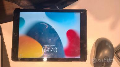 Ipad air 2 64 GB vetro danneggiato wifi+cell