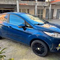 Ford Fiesta benzina