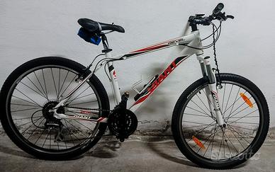 Mountain Bike Giant 