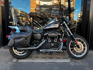 HARLEY DAVIDSON - SPORTSTER 883 R