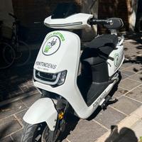 Scooter elettrico sunra