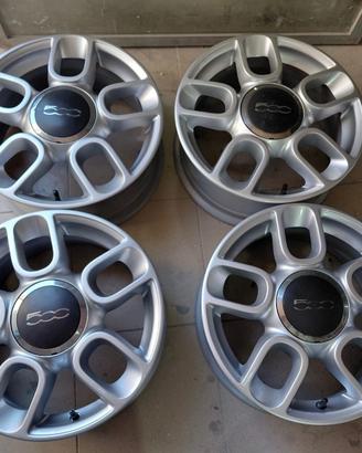 Cerchi in lega da 15 pollici per Fiat 500 3 porte