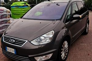 ford galaxy titanium 