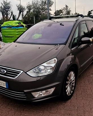 ford galaxy titanium 