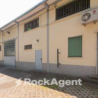 CAPANNONE CON AREA CORTILIZIA E UFFICI AL PRIMO PI