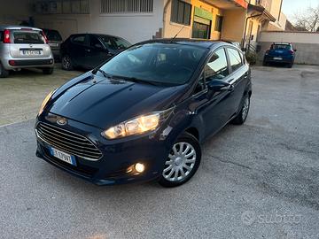 FORD FIESTA 1.2 BENZINA 60 CV PARI NUOVO