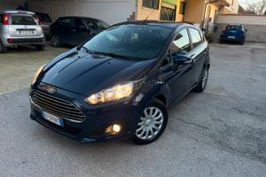 FORD FIESTA 1.2 BENZINA 60 CV PARI NUOVO