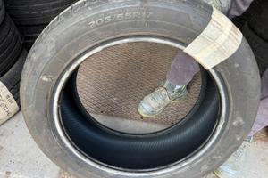 4 Gomme estive Hankook 205/55 R17 usate pochissimo