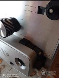 Proiettore vintage super 8