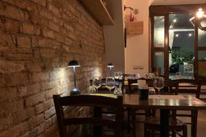 Avviata attività ristorante wine bar