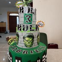 Torta scenografica Hulk Avengers