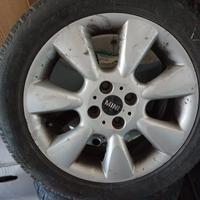 4 cerchi con gomme