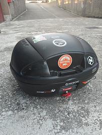 Bauletto moto con piastra givi monolock